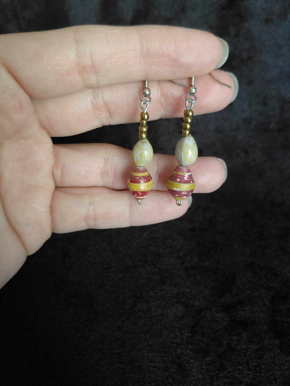Paper bead earings - Picture 3 of 4